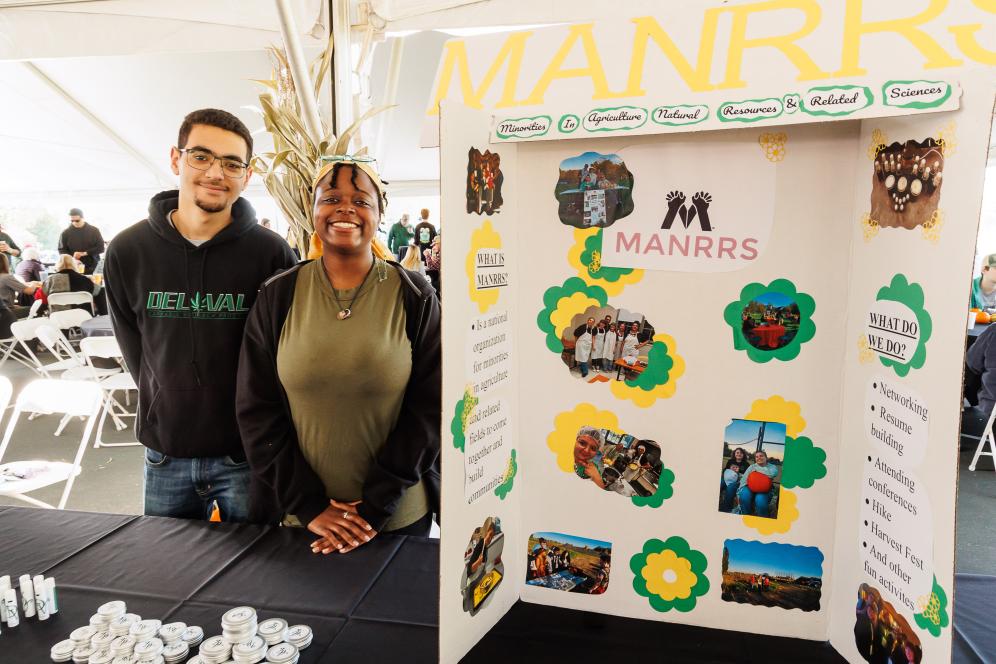 The Manrrs club table at homecoming 2024.
