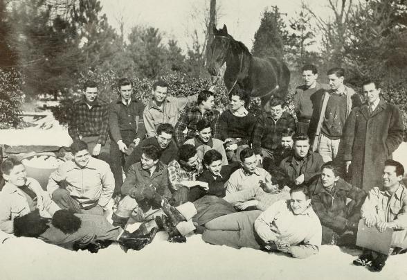 1943 group pic with horse