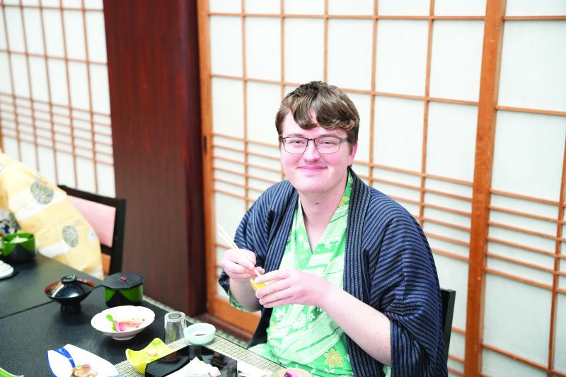 Ootaki Hotel (Ryokan) Yugawara-machi: Andrew Szalus ’26